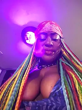 Snapshot of AmazonianMistress chatting on June 12, 2026, 5:12 pm AmazonianMistress online show from June 12, 2026, 5:12 pm