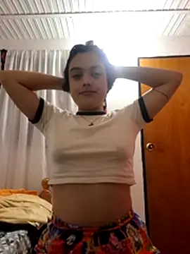 littlemelii online show from June 17, 2026, 2:25 am