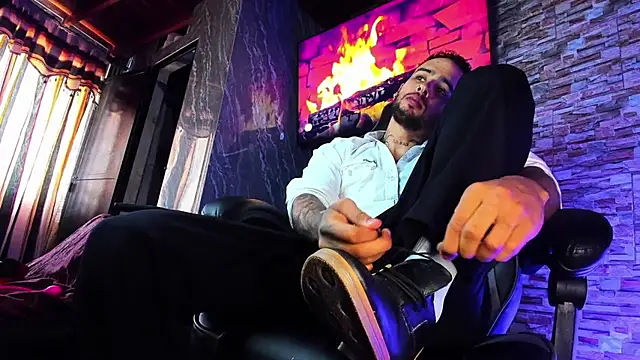 Snapshot of Seth_Owner chatting on January 14, 2025, 5:01 pm Seth Owner online show from January 14, 2025, 5:01 pm