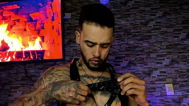 Snapshot of Seth_Owner chatting on February 1, 2025, 11:43 am Seth Owner online show from February 1, 2025, 11:43 am