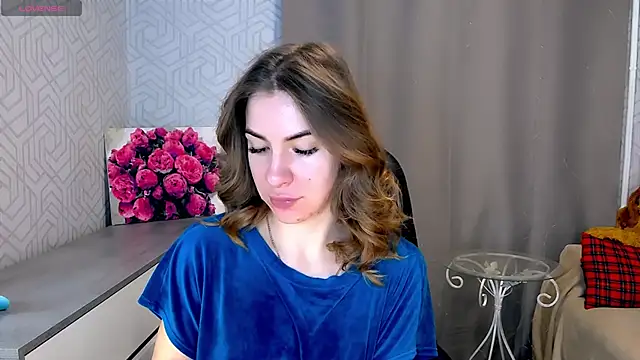 Snapshot of Naughty__Megan chatting on March 10, 2025, 5:11 am Naughty Megan online show from March 10, 2025, 5:11 am