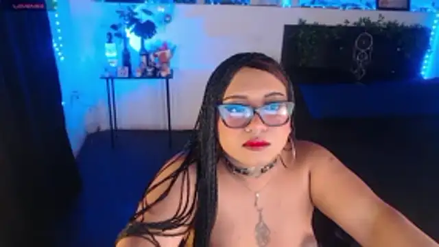 Snapshot of LiaScarlett chatting on October 30, 2025, 2:46 am LiaScarlett online show from October 30, 2025, 2:46 am