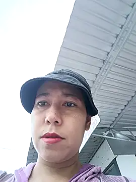 Snapshot of 2HotAsain4u chatting on December 16, 2025, 11:21 pm 2HotAsain4u online show from December 16, 2025, 11:21 pm