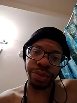 Snapshot of MasterKazumi chatting on December 3, 2025, 1:35 am MasterKazumi online show from December 3, 2025, 1:35 am