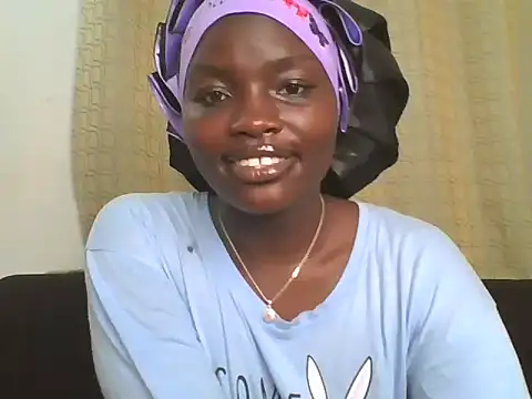 Mon cherrie  online show from January 8, 2026, 2:58 am