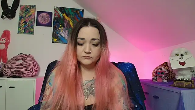 PinkHurricaneOfficial online show from February 14, 2026, 12:35 pm