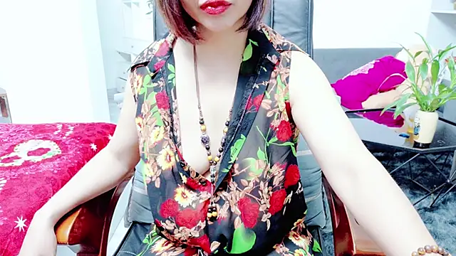 Snapshot of Miu-Le chatting on June 17, 2026, 8:17 am Miu-Le online show from June 17, 2026, 8:17 am