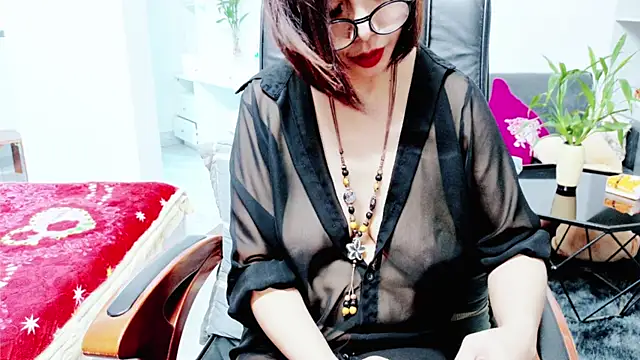 Snapshot of Miu-Le chatting on June 19, 2026, 7:34 am Miu-Le online show from June 19, 2026, 7:34 am