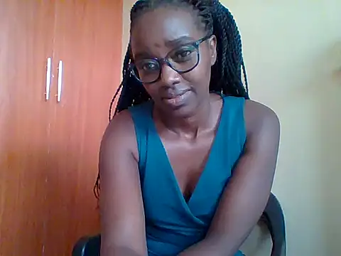 Snapshot of sexy_darleen23 chatting on May 10, 2026, 10:20 am sexy darleen23 online show from May 10, 2026, 10:20 am