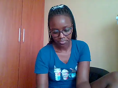 Snapshot of sexy_darleen23 chatting on May 19, 2026, 8:42 am sexy darleen23 online show from May 19, 2026, 8:42 am