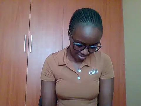 Snapshot of sexy_darleen23 chatting on June 9, 2026, 9:21 am sexy darleen23 online show from June 9, 2026, 9:21 am