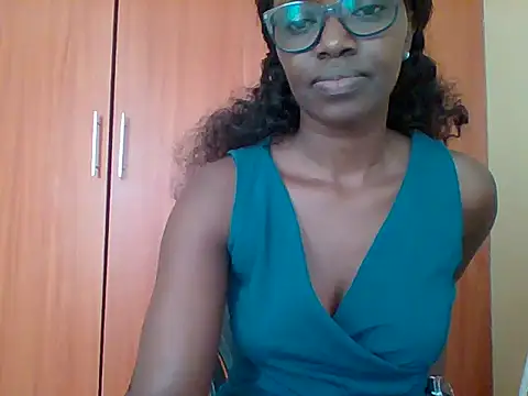 Snapshot of sexy_darleen23 chatting on June 19, 2026, 10:52 am sexy darleen23 online show from June 19, 2026, 10:52 am