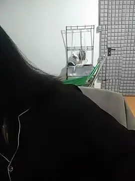 Kajisu 26 online show from November 2, 2025, 2:25 am