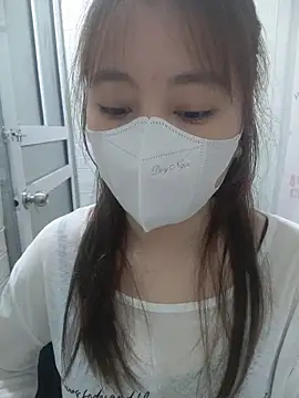 Kajisu 26 online show from June 19, 2026, 1:32 am