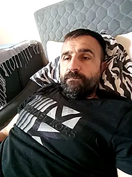 ivat80 online show from May 4, 2026, 4:41 am