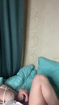 MrMrsRight online show from February 17, 2025, 8:15 pm