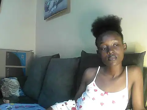 Snapshot of petite_clara24 chatting on March 11, 2025, 7:58 pm petite clara24 online show from March 11, 2025, 7:58 pm