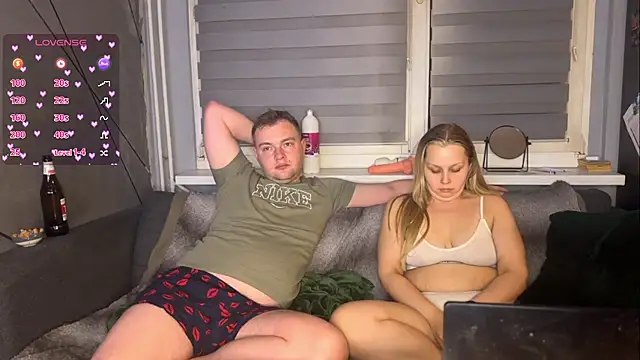 Snapshot of hot____________couple chatting on March 20, 2026, 6:46 pm hot couple online show from March 20, 2026, 6:46 pm