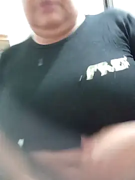 Snapshot of Shanttal0272 chatting on September 17, 2025, 2:52 pm Shanttal0272 online show from September 17, 2025, 2:52 pm