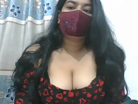 A-sweetgirl online show from January 5, 2026, 5:27 pm