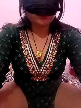 Snapshot of Beauty-khan chatting on January 19, 2025, 10:49 pm Beauty-khan online show from January 19, 2025, 10:49 pm