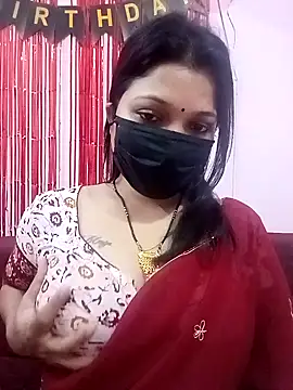 Snapshot of Beauty-khan chatting on February 3, 2025, 1:08 pm Beauty-khan online show from February 3, 2025, 1:08 pm