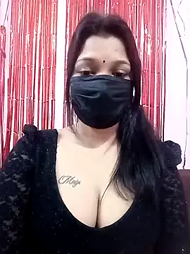 Snapshot of Beauty-khan chatting on February 13, 2025, 9:17 pm Beauty-khan online show from February 13, 2025, 9:17 pm