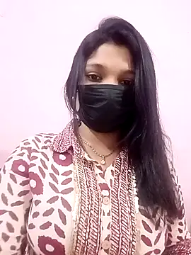 Snapshot of Beauty-khan chatting on March 17, 2025, 6:00 pm Beauty-khan online show from March 17, 2025, 6:00 pm