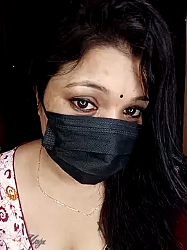 Snapshot of Beauty-khan chatting on September 9, 2025, 10:20 pm Beauty-khan online show from September 9, 2025, 10:20 pm