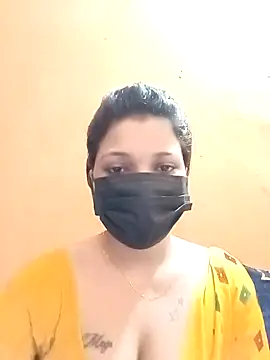 Snapshot of Beauty-khan chatting on September 25, 2025, 8:29 am Beauty-khan online show from September 25, 2025, 8:29 am