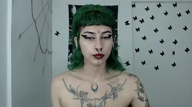 Snapshot of n0sferatus__ chatting on December 31, 2024, 7:31 am n0sferatus online show from December 31, 2024, 7:31 am