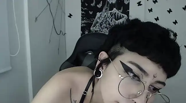 Snapshot of n0sferatus__ chatting on January 29, 2025, 7:57 am n0sferatus online show from January 29, 2025, 7:57 am