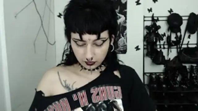 Snapshot of n0sferatus__ chatting on November 14, 2025, 3:38 am n0sferatus online show from November 14, 2025, 3:38 am