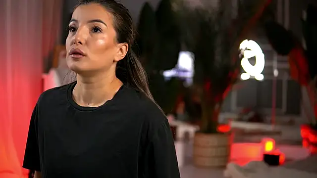 Snapshot of KellyMathews chatting on September 18, 2025, 1:51 am KellyMathews online show from September 18, 2025, 1:51 am