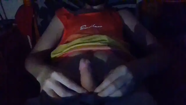 Alfie41105 online show from May 27, 2026, 9:56 pm