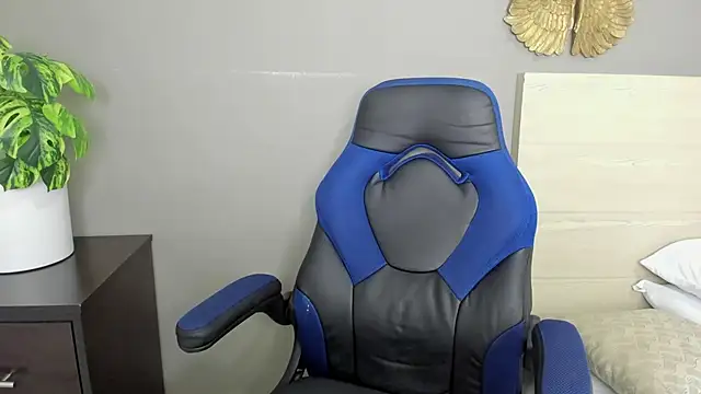 Snapshot of chaymae_nah_ chatting on December 6, 2024, 5:53 am chaymae nah online show from December 6, 2024, 5:53 am