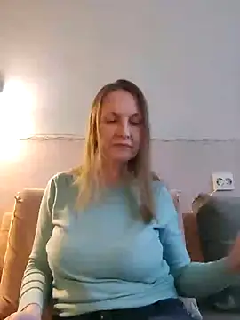 Evelina cute online show from January 21, 2025, 1:00 pm