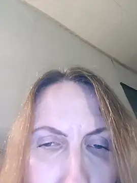 Evelina cute online show from March 10, 2026, 4:12 pm