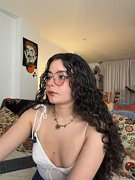 Antoniart  online show from February 12, 2026, 3:01 am