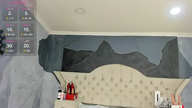 Snapshot of AmberGreyy_ chatting on September 24, 2025, 5:27 pm AmberGreyy online show from September 24, 2025, 5:27 pm