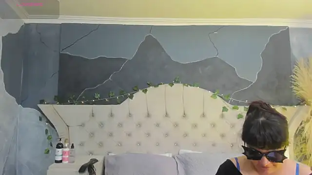 AmberGreyy  online show from January 9, 2026, 5:15 pm