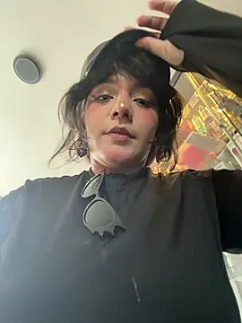 Snapshot of AmberGreyy_ chatting on June 24, 2026, 7:24 pm AmberGreyy online show from June 24, 2026, 7:24 pm