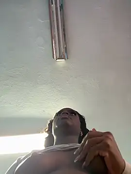 IsabellaBromsS online show from December 13, 2025, 10:48 pm