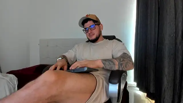 Teilor Creed online show from February 26, 2026, 7:35 pm