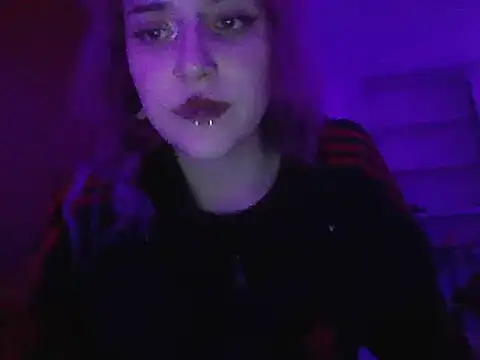 Snapshot of shinigami6669 chatting on December 19, 2024, 6:01 am shinigami6669 online show from December 19, 2024, 6:01 am