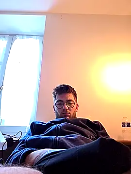 Snapshot of incr18 chatting on March 23, 2026, 6:39 am incr18 online show from March 23, 2026, 6:39 am