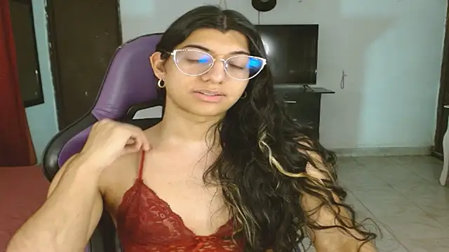 engielphoenis14 online show from February 28, 2026, 10:33 pm