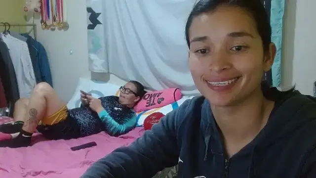 Snapshot of clayre_and_jill chatting on September 16, 2025, 3:18 am clayre and jill online show from September 16, 2025, 3:18 am