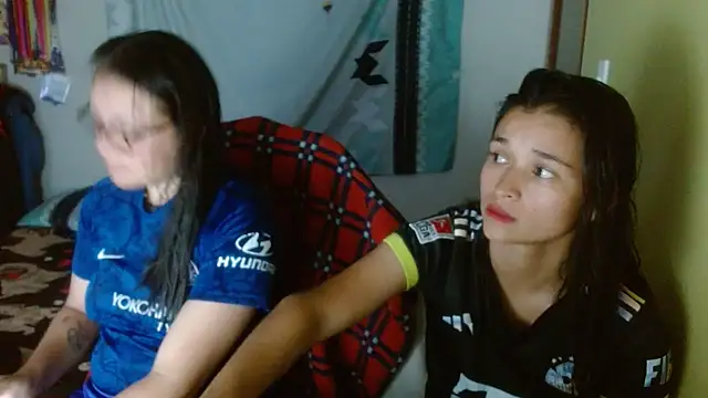 Snapshot of clayre_and_jill chatting on January 14, 2026, 3:12 am clayre and jill online show from January 14, 2026, 3:12 am