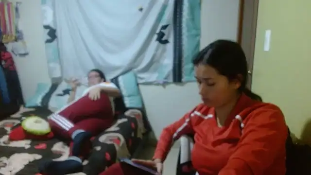 Snapshot of clayre_and_jill chatting on February 11, 2026, 4:39 am clayre and jill online show from February 11, 2026, 4:39 am